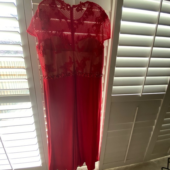 Mac Duggal Gown - Picture 4 of 4